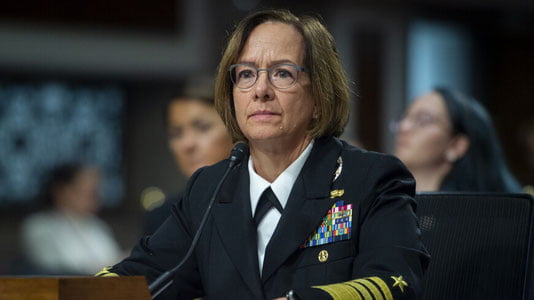 AQSH dengiz flotiga ilk bor ayol rahbar tayinlandi