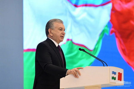 Президент Ўзбекистон—Хитой инвестиция форумида иштирок этди