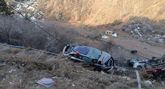 Qamchiqda avtotreyler YTHga uchradi