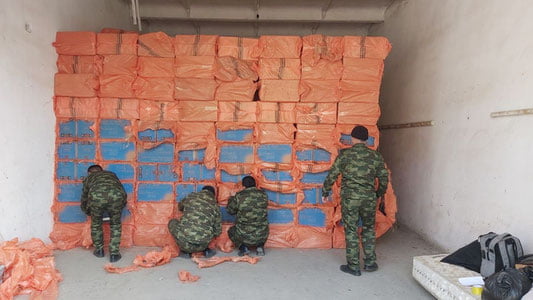 Poyezd vagonidan qiymati 10 milliard so‘mdan ziyod noqonuniy sigaretlar borligi aniqlandi