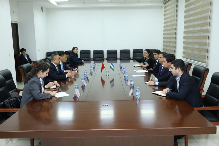 O‘zbekistonlik talabalarga Shinjon-Uyg‘ur universitetlarida o‘qish uchun stipendiyalar taqdim etiladi