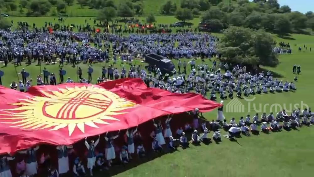 Qirg‘izistonda yuk mashinasi 29 nafar bolani bosib ketdi