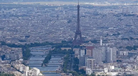 Париж кўчаларидан бирига Навалний номи берилади