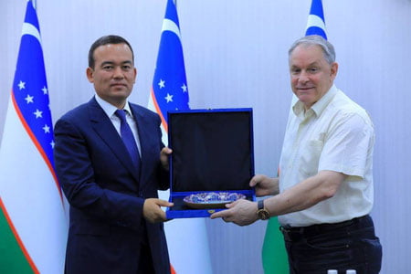 Сурхондарёда хорижнинг Арундо ўсимлиги парваришланади