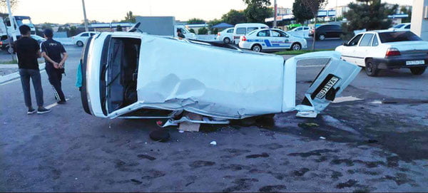 Toshkentda Damas YTHga uchrab, ag‘darilib ketdi