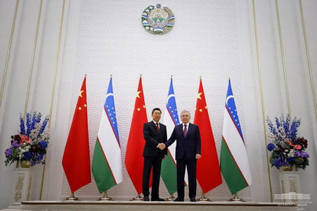 Шавкат Мирзиёев Хитой Коммунистик партияси Марказий қўмитаси Сиёсий бюроси аъзоси билан учрашув ўтказди