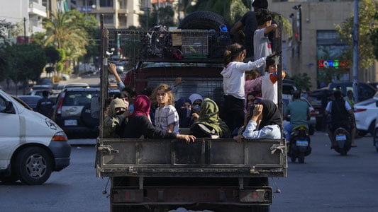 БМТ: 100 мингга яқин одам Ливандан Сурияга қочган