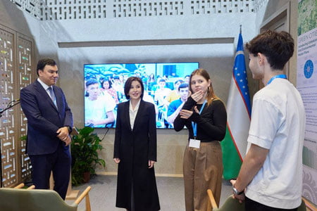 Зироат Мирзиёева COP29'да Ўзбекистон миллий павилиони билан танишди