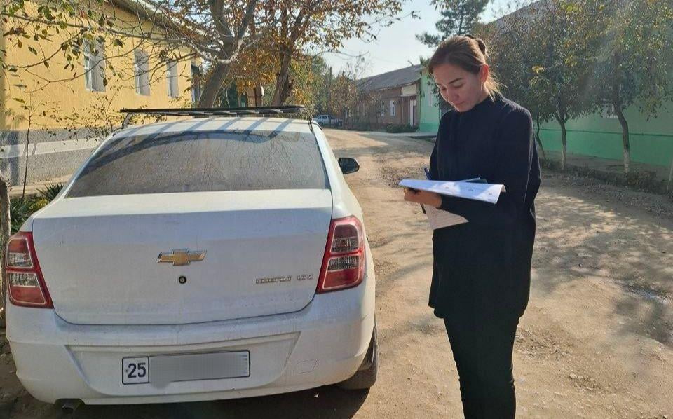 Elektrdan noqonuniy foydalangan fuqaroning mashinasi xatlandi