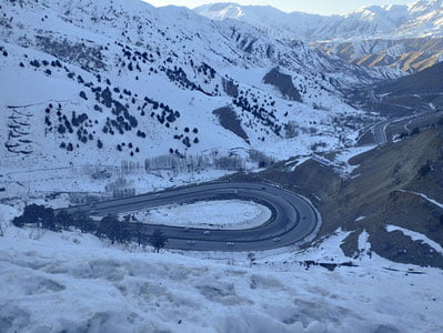 “Qamchiq” dovonida 2 kishi tog‘dan yiqilib halok bo‘ldi