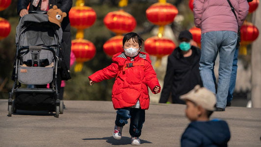 Хитой аҳолиси кетма-кет учинчи йил камайди