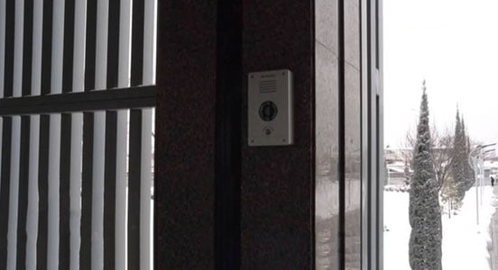 Metroda favqulodda chaqiriq tugmalari o‘rnatilmoqda