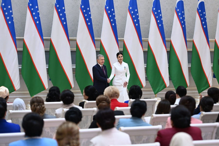 Prezident xotin-qizlarni bayram bilan tabrikladi