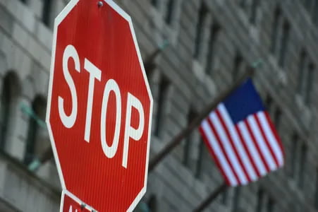 АҚШ Эрон нефтига қарши янги санкциялар жорий қилди