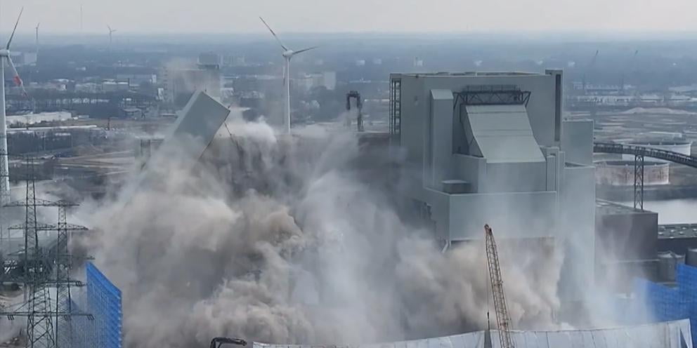 Germaniyada zamonaviy ko‘mir elektr stansiyasi yo‘q qilindi