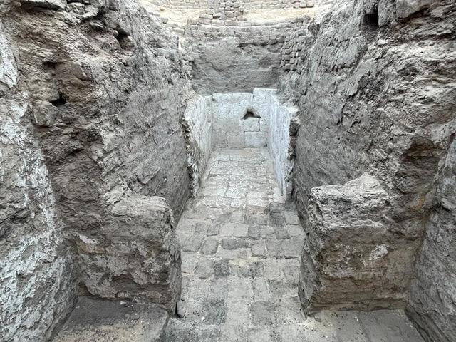 Misrda 3600 yillik noma’lum fir’avn qabri topildi