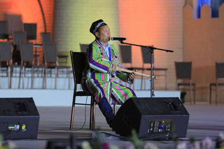 Baxshilar bahs maydonida