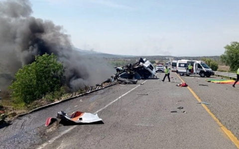 Мексикада даҳшатли авария: 25 киши ҳалок бўлди