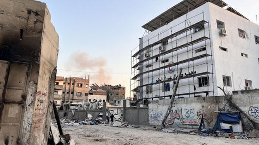 Isroil G‘azo shimolidagi kasalxonani buzmoqda