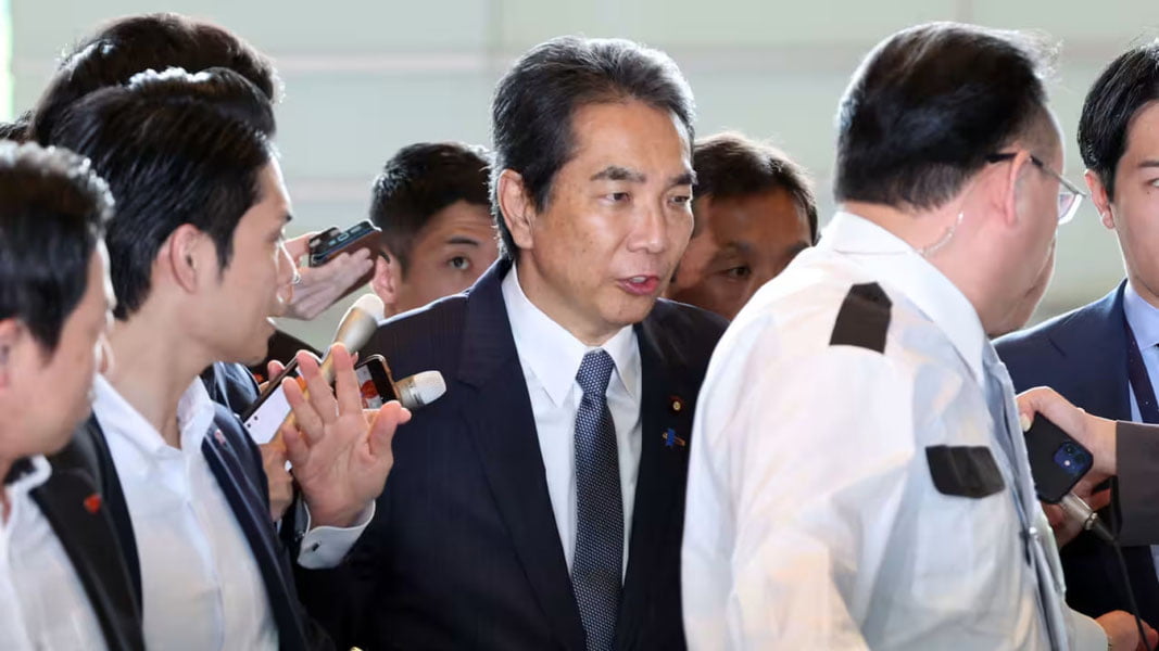 Японияда вазир гуруч можароси сабаб истеъфога чиқди