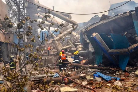 Ҳиндистонда кимё заводидаги портлашда 34 киши ҳалок бўлди