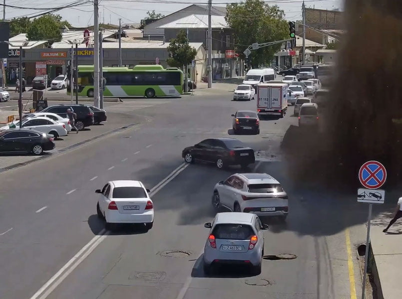 Тошкентда сув қувури даҳшатли портлади