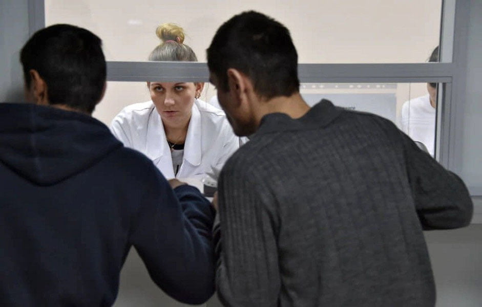 Нилов: “Мигрантлар муаммо эмас, ечим билан келиши керак”