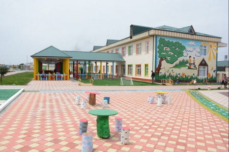 Xivadagi bog‘chada sheʼr yodlab kelmagan bola kaltaklandi