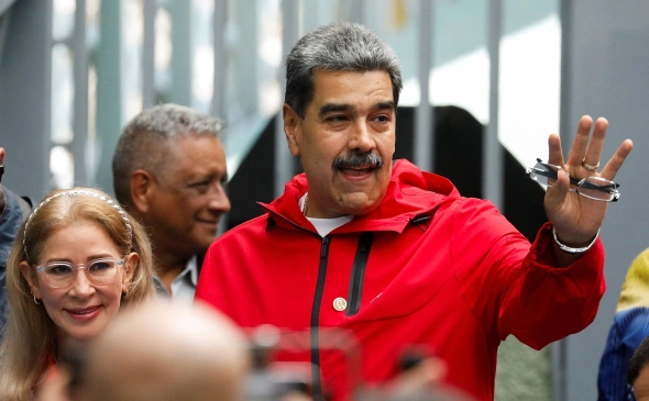 Америка Венесуэла Президентининг боши учун мукофот пули эълон қилди