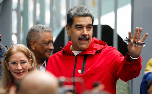 Америка Венесуэла Президентининг боши учун мукофот пули эълон қилди