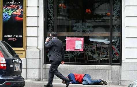 AQSh prezidenti uysizlarni poytaxtdan chiqarmoqda