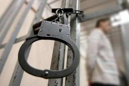 Тошкентда йўловчига тегажоғлиқ қилган ҳайдовчи қамалди