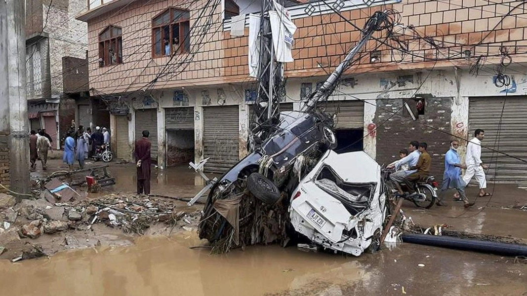 Pokistonda musson yomg‘irlari oqibatida 300 dan ortiq kishi halok bo‘ldi