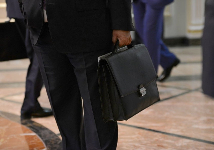 Энди мансабдор шахс ўзи етказган зарарни ўзи тўлайди