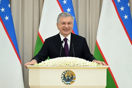 Shavkat Mirziyoyev yetakchi tadbirkorlarni mukofotladi