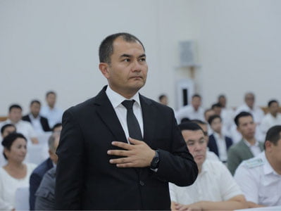 Шароф Рашидов туманига янги ҳоким тайинланди