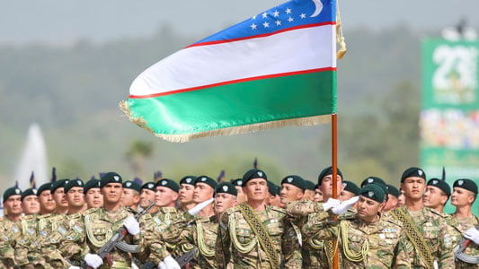 Шавкат Мирзиёев Мустақиллик куни арафасида бир гуруҳ ходимларни орден ва медаллар билан тақдирлади