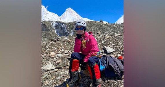 Tog‘ cho‘qqisida 11 kun qolib ketgan alpinistning tirikligiga umid qolmadi