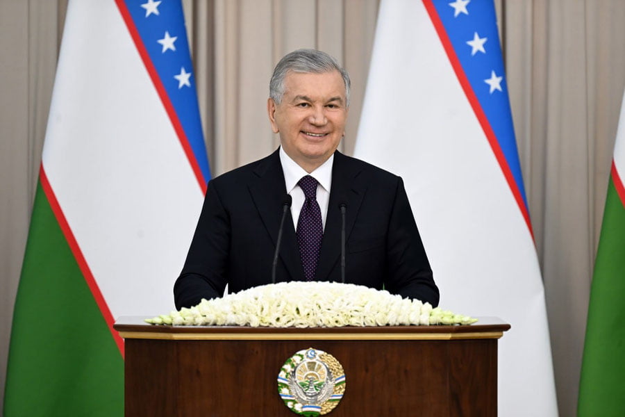 Президент ўқитувчилар учун ипотека, таълим ва саёҳат имтиёзларини тақдим этди