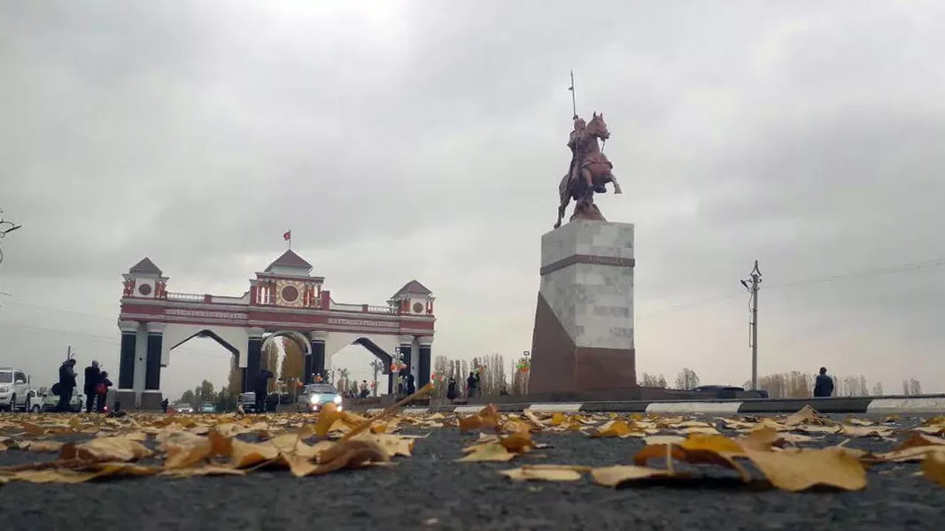 Qirg‘izistonda Jalolobod shahri nomi Manas nomiga o‘zgartirildi