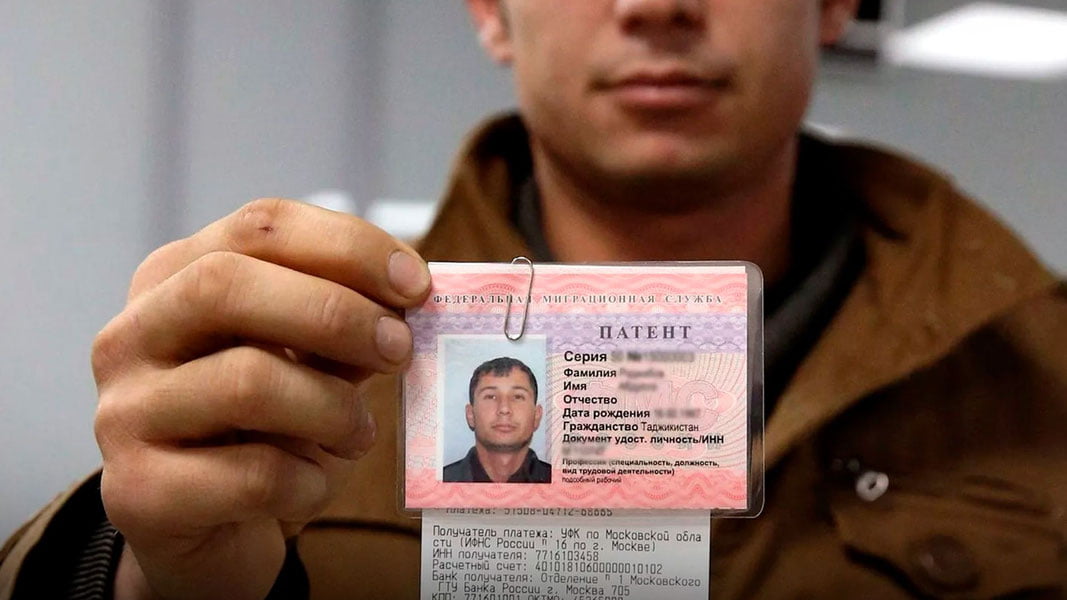 Путин мигрантлар учун патентни бекор қилиши мумкин