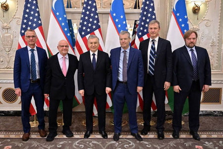 Шавкат Мирзиёев АҚШнинг етакчи компаниялари раҳбарлари билан учрашди