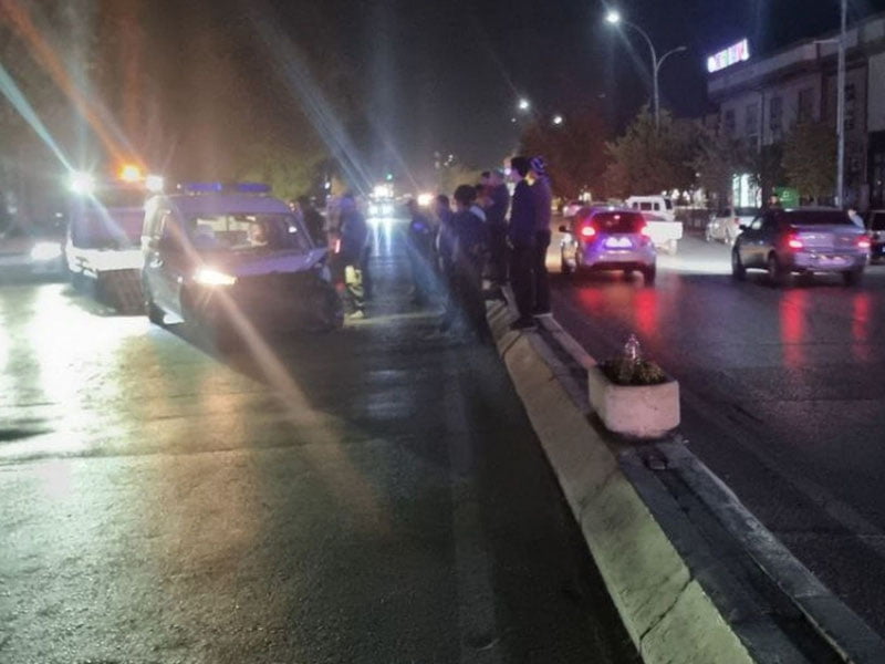 Фарғонада Lacetti ва тез ёрдам автомобили тўқнашди