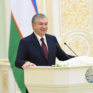 Shavkat Mirziyoyev o‘qituvchi va murabbiylarni kasb bayrami bilan tabrikladi