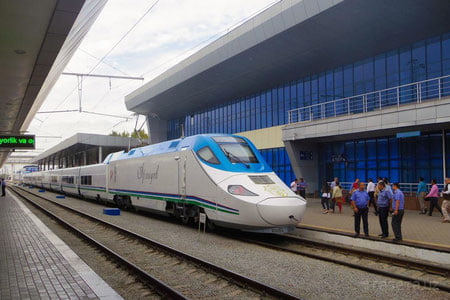 O‘zbekistonda nafaqaxo‘rlar uchun poyezd chiptalariga 20 foizlik chegirma beriladi