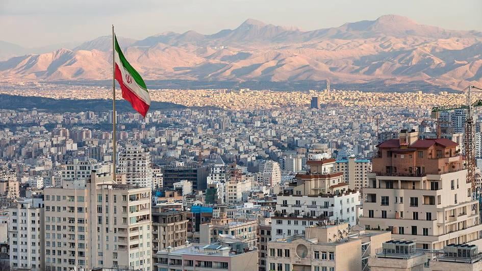 Эрон президенти пойтахтни Теҳрондан жанубга кўчириш зарурлигини билдирди