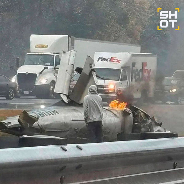 АҚШда бир сутка ичида иккита авиаҳалокат юз берди