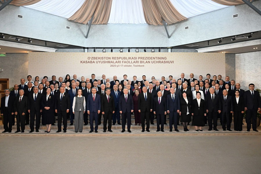 Shavkat Mirziyoyev: “Kasaba uyushmalari mustaqil faoliyat yuritishi uchun barcha sharoitlar yaratilgan”