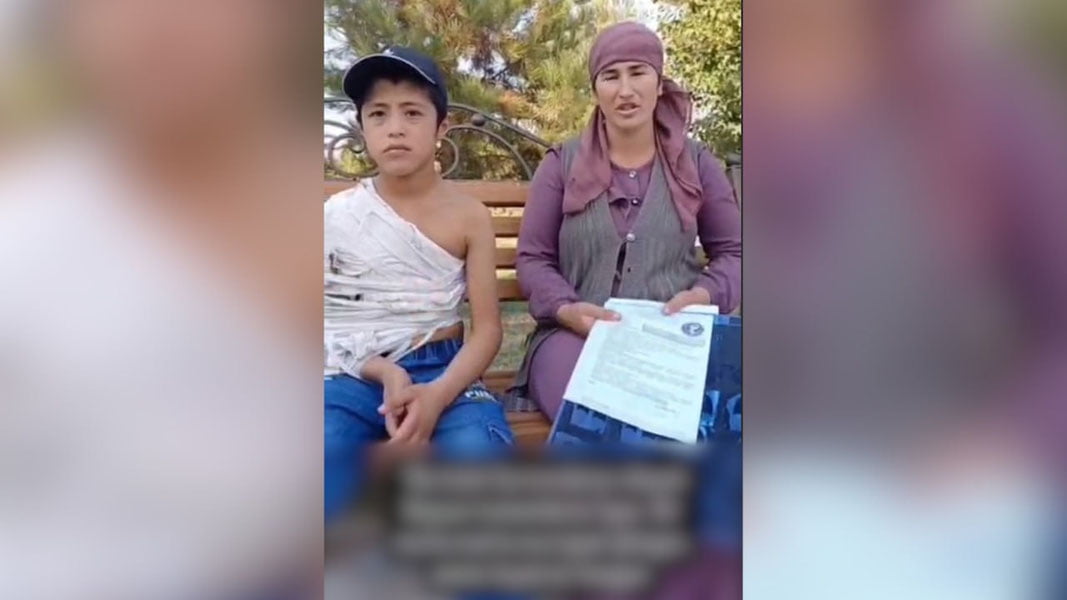 Boysundagi maktabda bola kaltaklangani aytilmoqda