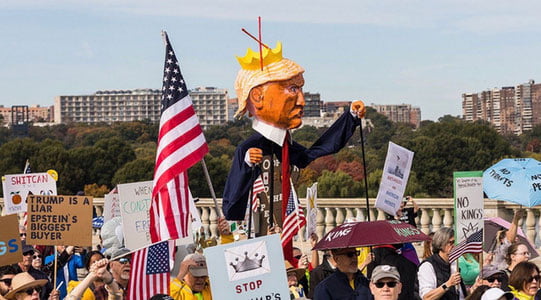 AQShda Tramp siyosatiga qarshi “Qirol yo‘q” namoyishlari o‘tkazildi